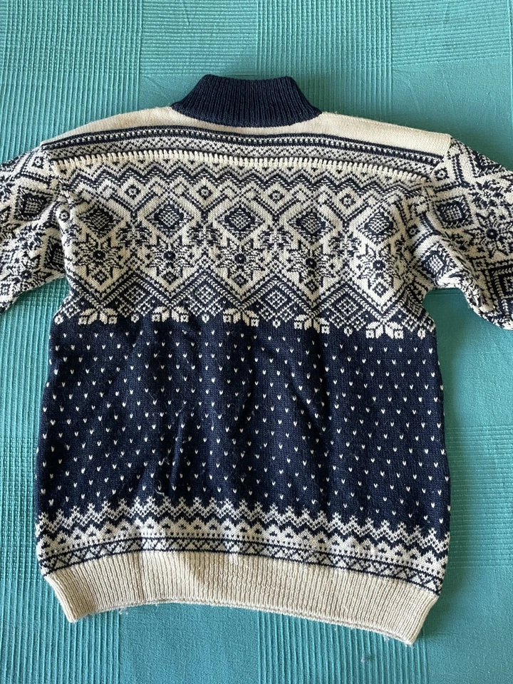 Norwegian Devold Classic White/Blue Wool Sweater Size Large by Olmes Carretti - Image 4 of 4