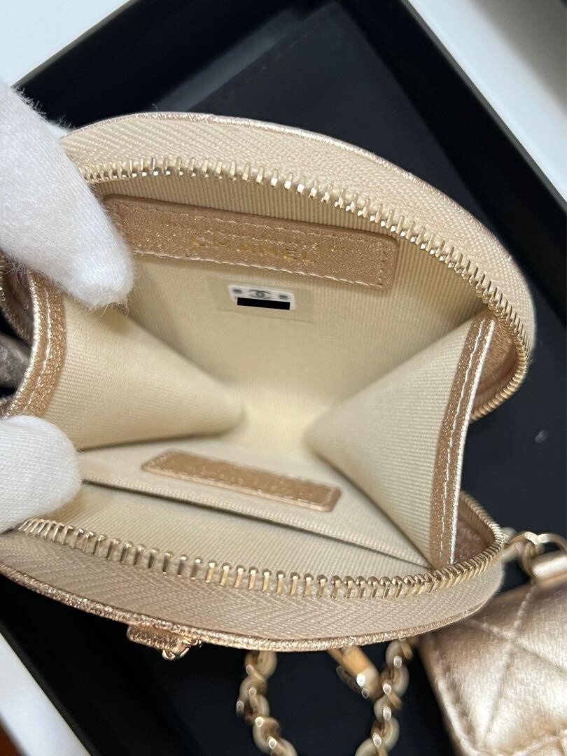 Chanel Coin Case & AirPods Case Set 2024 Years Gift Novelty Chanel Coin Case & AirPods Case Set 2024 Years Gift Novelty