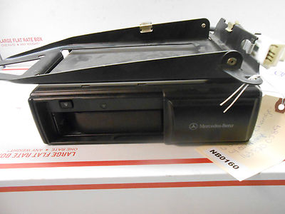 98-99 Mercedes ML 6 Disc Cd Changer A1638200589 W/CARTRIDGE NB0160  