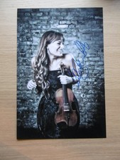 Nicola Benedetti Violine signed 8x12 inch photo autograph