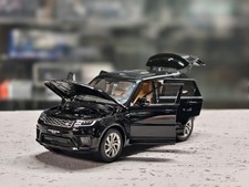 1:18 Range Rover Sport 2018 Diecast – Premium Alloy Collectible Display Car