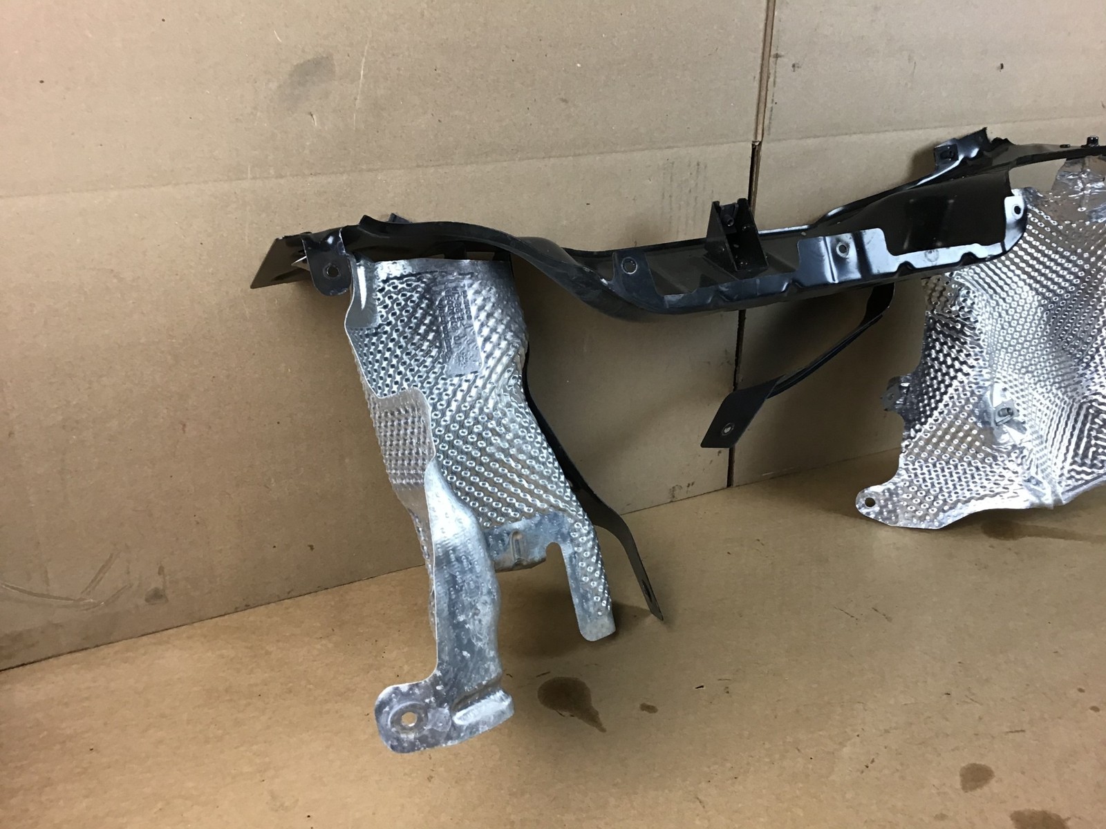 McLaren 720S 720 2018 Rear Exhaust Manifold Heat Shield Splash Set 17 - 20 |:O
