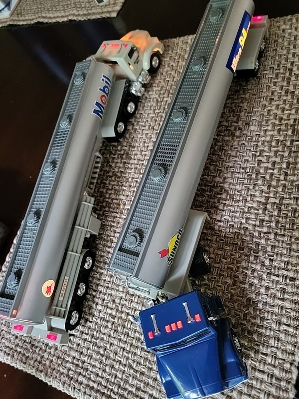 Mobil 1993 And Sunoco 1994 Ltd Series. Lights Sounds