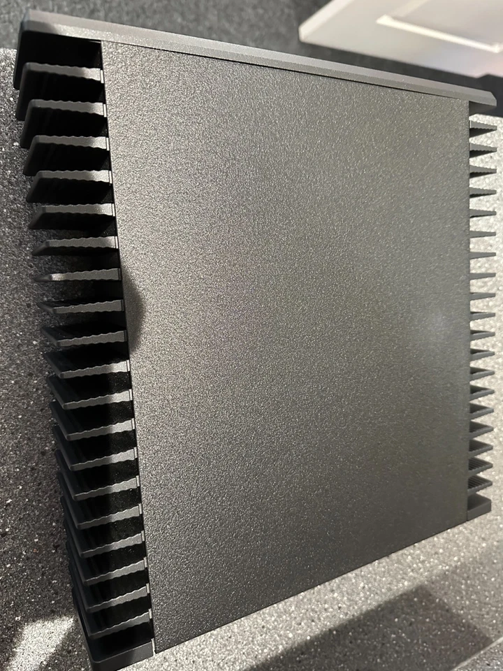 Linn Klout Power Amplifier - Image 3 of 4