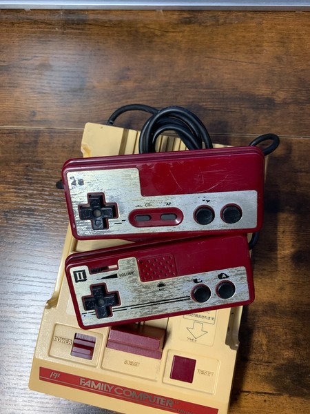 CONSOLA NINTENDO FAMICOM JAP NES ORIGINAL RETRO VINTAGE 1983