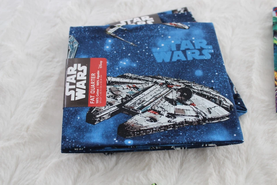 Fat Quarter BUNDLE LOT Star Wars Dinosaurs Football Teenage Mutant Ninja Turtles - Image 4 of 4