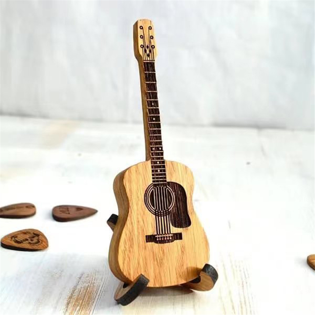 Alnicov Lot De 2 Médiators En Bois En Forme De Cœur Pour Guitare Acoustique, Marron