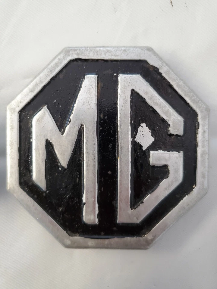 1975 - 1980 MG MGB Front Emblem Trunk Emblem Set OEM CHA344 - Image 2 of 4