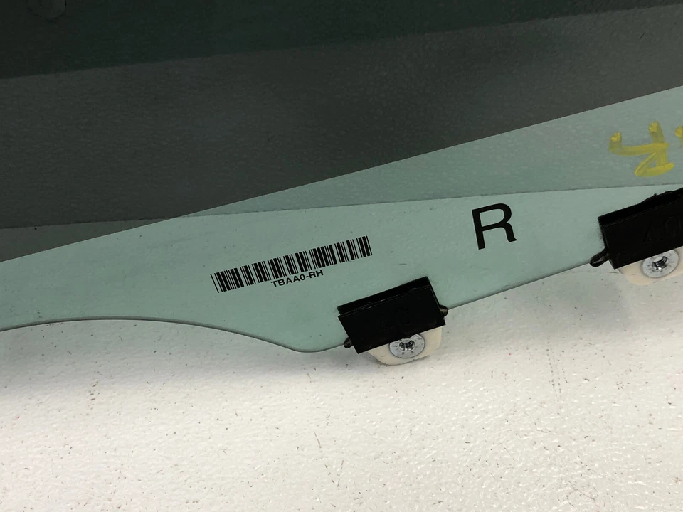 Panel de vidrio ventana puerta pasajero delantera derecha Honda Insight 19 20 21 22 1480 OEM Foto 3 de 4