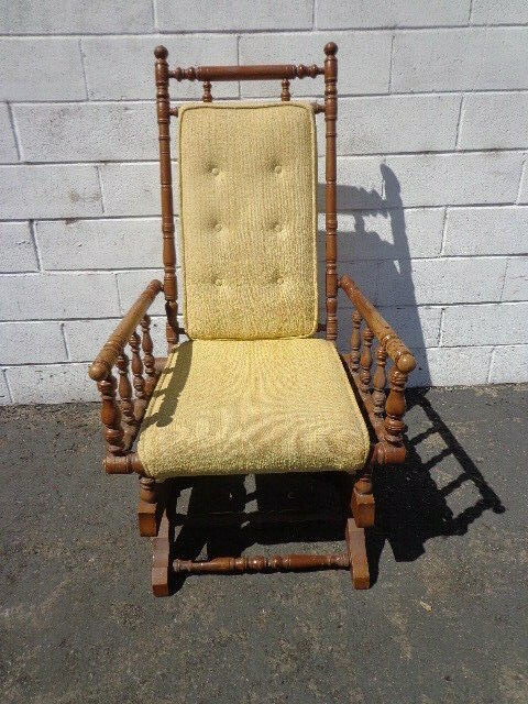 【中古】 Country Rockers Antique Rocking Chair Rocker Armchair Spindle Traditional