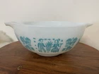 Vintage Pyrex 443 TURQUOISE BUTTERPRINT Cinderella Bowl - 2 1/2 Quart