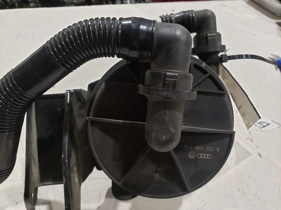 Bomba de smog de inyección de aire - Audi A4 B6 2004 - Se adapta a 00-09 OEM 8E0906613D Foto 2 de 4