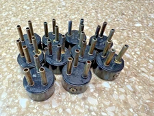 Lot of 2 – Amphenol -71-3S – 3 Pin miniature plugs for Speakers, phonograph etc