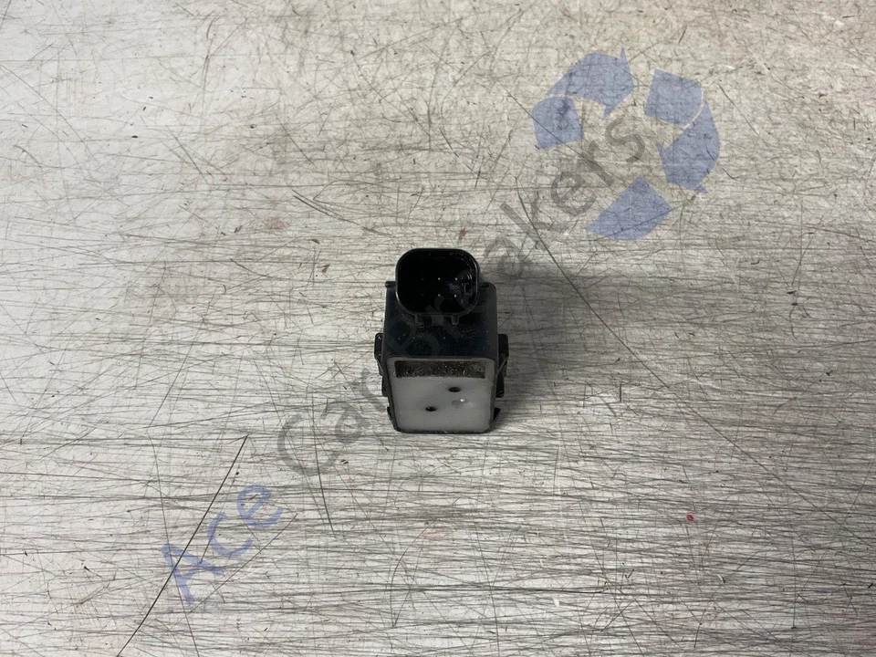 Toyota Corolla Estate Mk12 E210 18-22 Parking Sensor 89341-33220 - Image 4 of 4