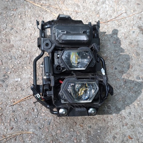 OEM SUzuki GSX-S1000 Headlight Assembly Complete 2024 w/ Bracket GSXS1000 Light