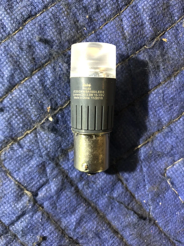 Halco 81100 JC20 2.3W 3000K - BA15s 10-15V Replaces 20W LED Miniature Lamp - Image 2 of 3