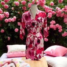 Linea Donatella Satin Floral Kimono Robe S Pink Red Lace Sleepwear Bridal