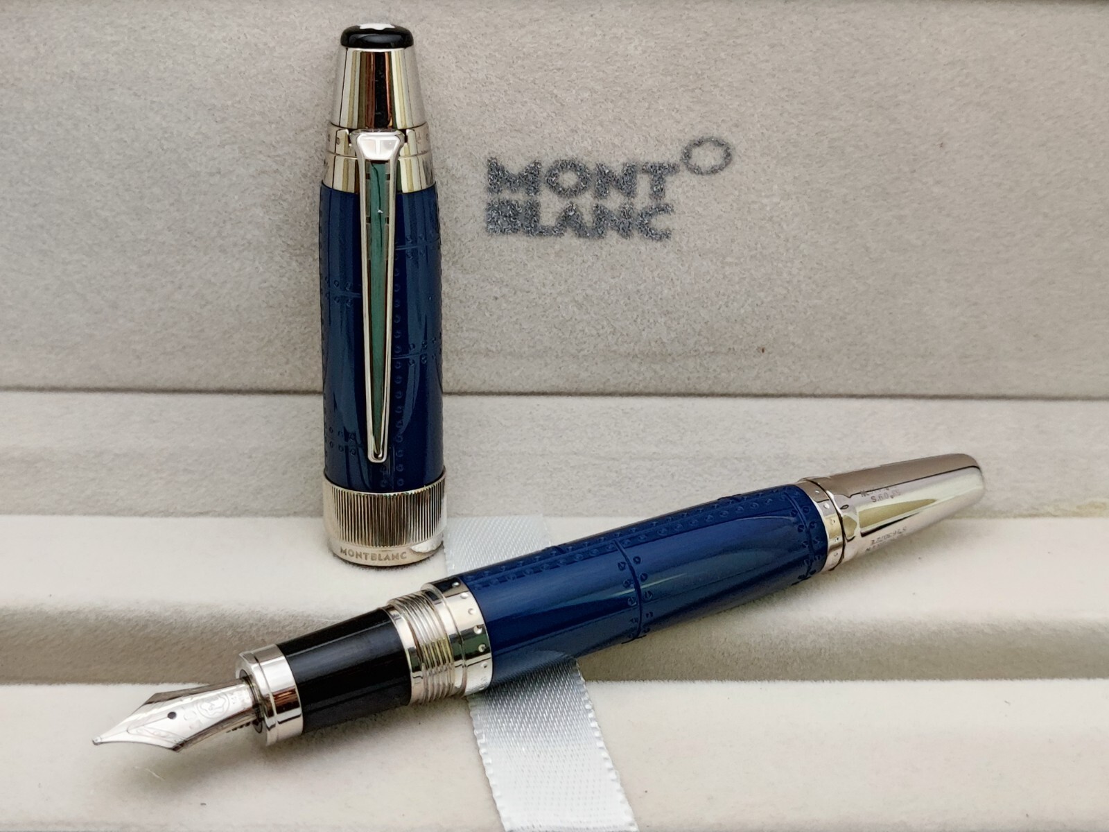 Montblanc Antoine de Saint Exupery Writers Edition Fountain Pen - Free Shipping