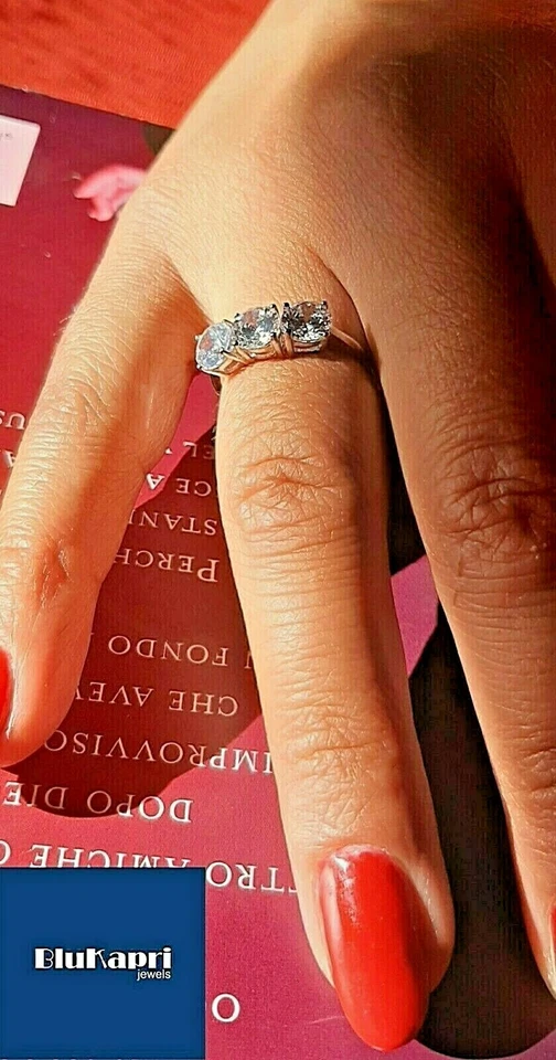 Anello Donna in Argento 925 TRILOGY 3 pietre 5 mm da 1,5 karati taglio brillante - Immagine 2 di 4