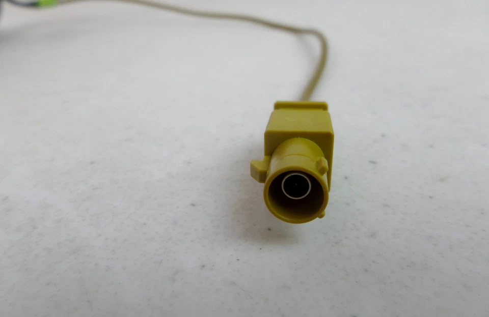 Nuevo Genuino GM 2008-2015 Chevy Malibu 22804401 Radio Aleta de Tiburón Antena Onstar Foto 4 de 4