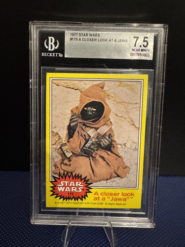 1977 Topps Star Wars #175 A closer look at a "Jawa" — BGS 7.5