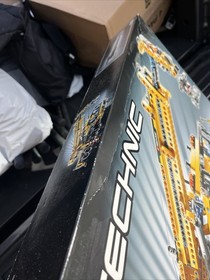 LEGO TECHNIC MOBILE CRANE 8053