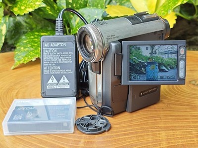 1004322 Sony DCR-PC350 MiniDV Camcorder Nightshot NTSC Tested w/ Charger