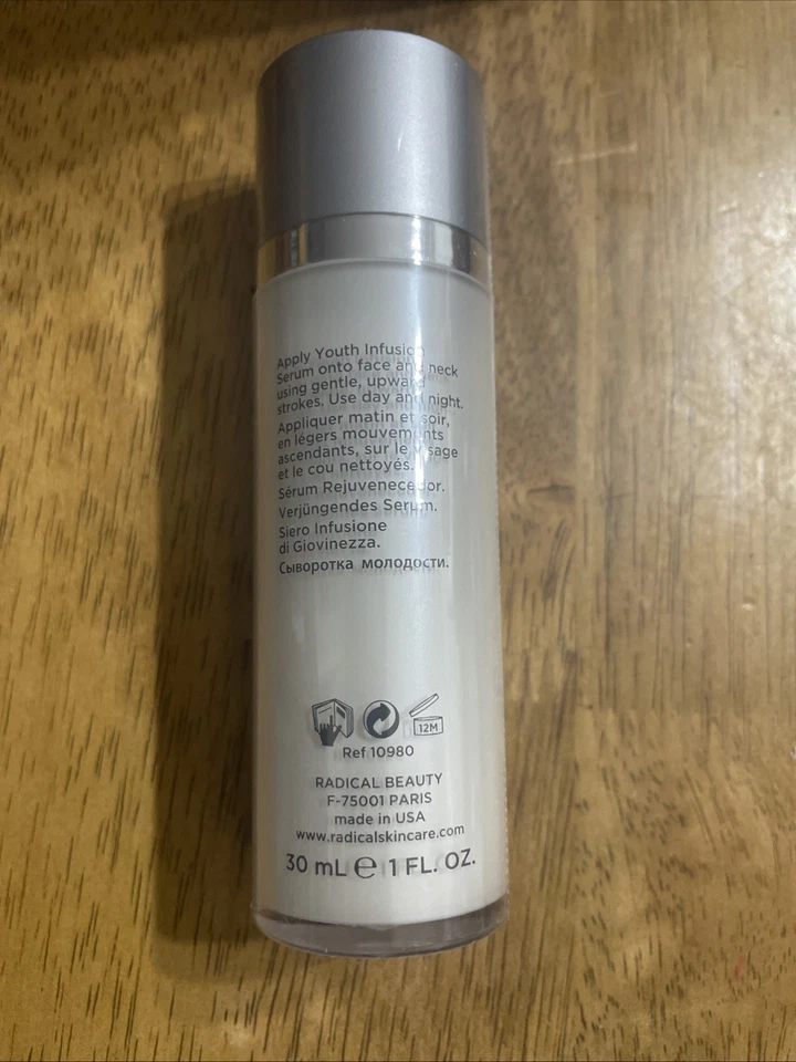 SUERO DE INFUSIÓN JUVENIL RADICAL SKINCARE 1 oz TAMAÑO COMPLETO NUEVO EN CAJA AL POR MENOR 170,00 Foto 4 de 4