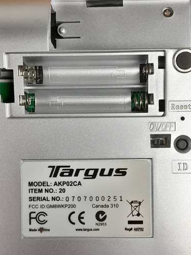 TARGUS Wireless Calculator Keypad AKP02 USB Receiver Stow-N-Go with Display - Picture 7 of 10