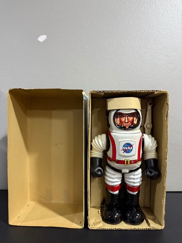 1960s Battery Operated Marx NASA Colonel Hap Hazard Astronaut with OG BOX - Picture 3 of 24