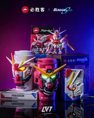 Modellino DMHTOY Pizza Hut & Bandai QMSV Seed Limited Freedom Gundam Justice Gundam - Foto 10 di 22