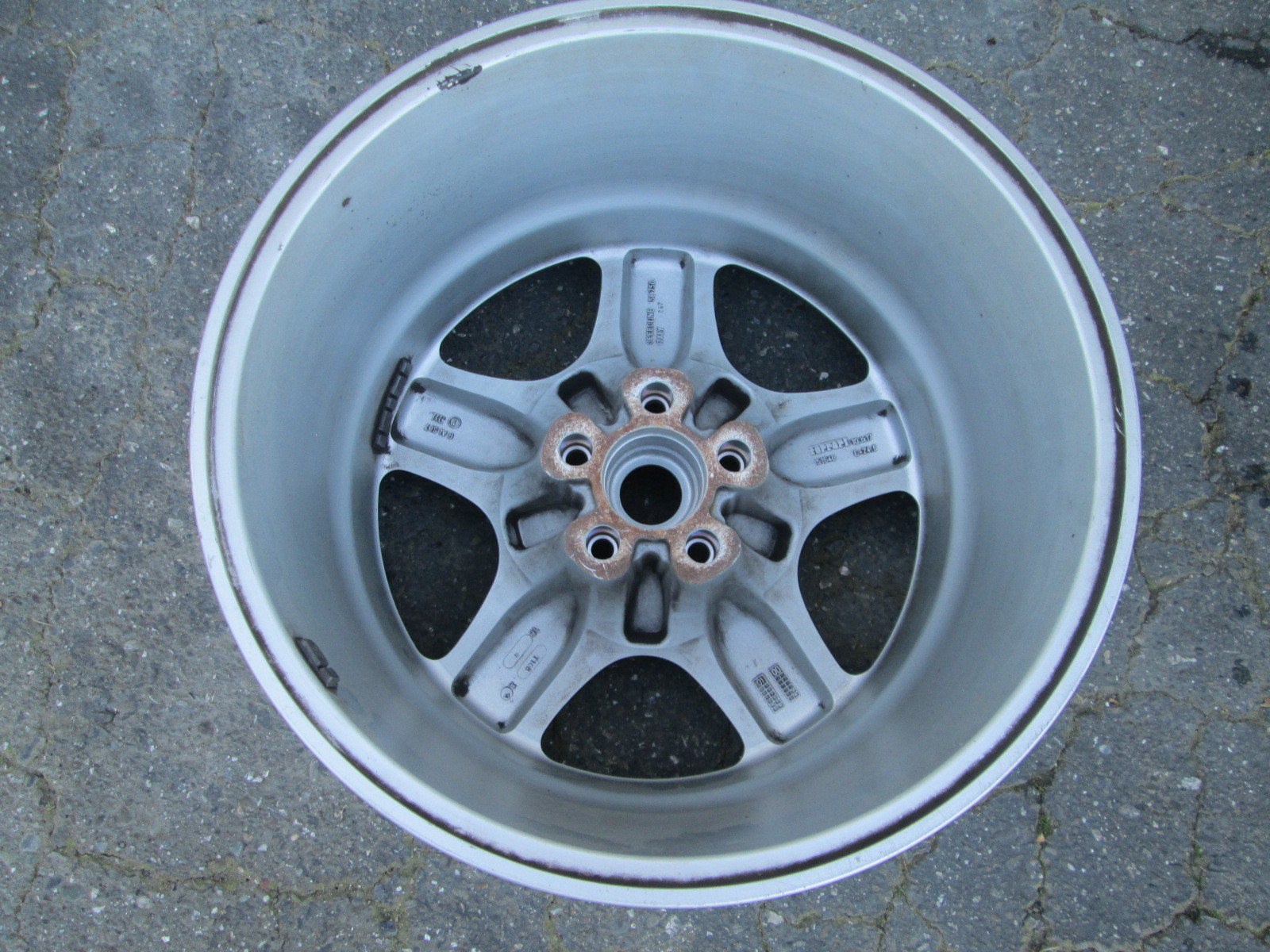 Ferrari  456 Rear Wheel / Rim   # 151640