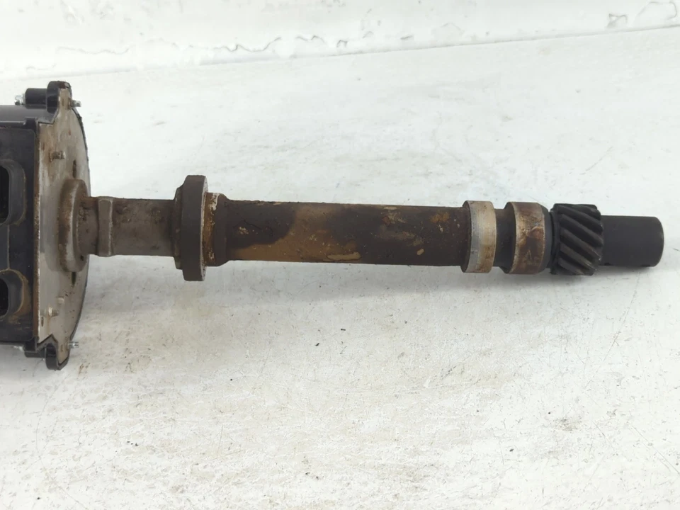 Distribuidor de encendido del motor Chevrolet K1500 OEM C36H6 Foto 3 de 4