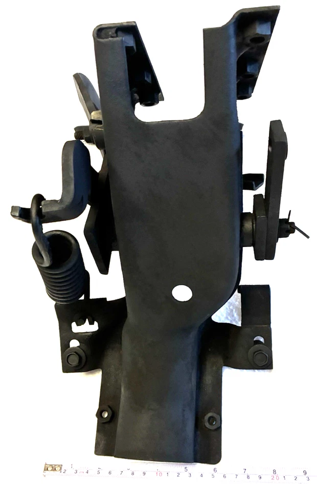 67,8,9,70,1,2 FORD F100,250 TRUCK CLUTCH/BRAKE PEDAL ASSEMBLY,BRACKET,SPRING,OEM - Image 3 of 4