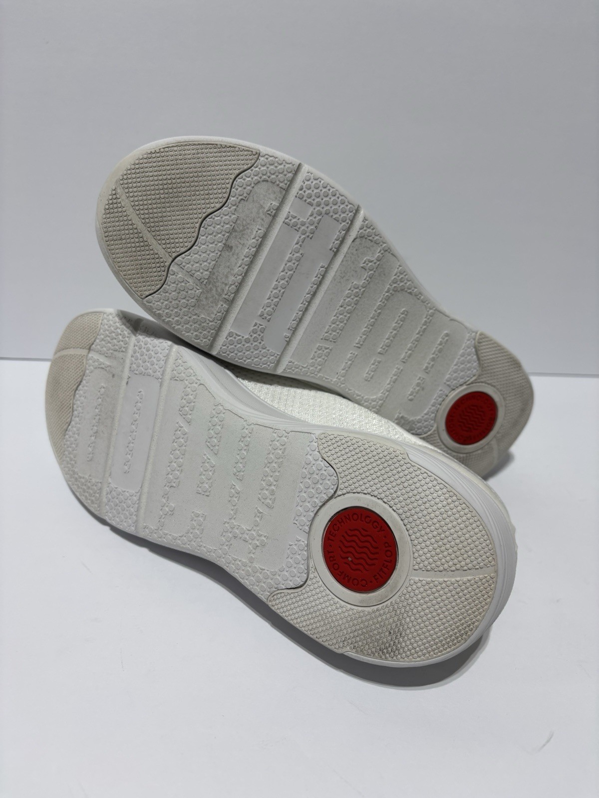 FitFlop Women’s Super-Q Knit Slip-On Lace Sneakers White, Size 7.5 M image 6