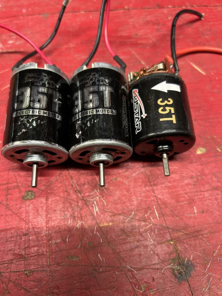 Dos motores cepillados axiales 35t y AUSTSR 35T Foto 2 de 4
