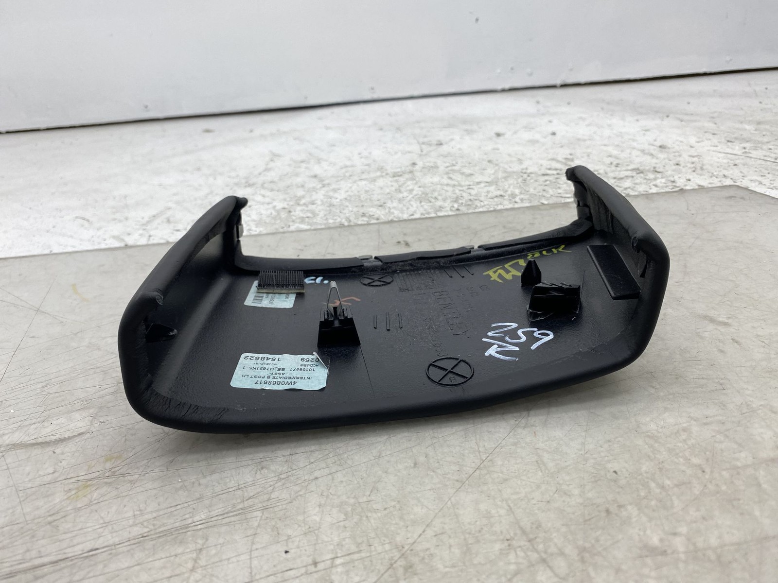 2014-2018 BENTLEY FLYING SPUR OEM LEFT LOWER B PILLAR COVER TRIM 4W0868617