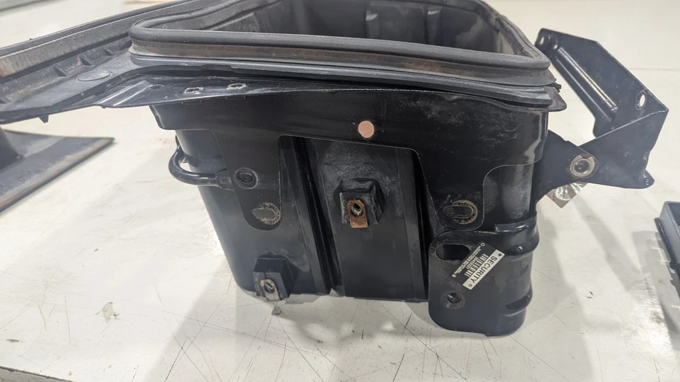 Nissan Titan Rear Bed Storage Tool Box. Part# 9374-7S200. Door Lid Not Included. - Image 4 of 4