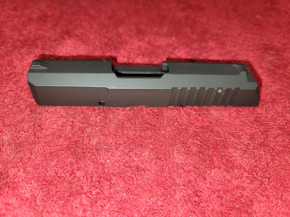 Grendel P-10 .380 ACP Slide Acabado Cerakote Negro Foto 2 de 4