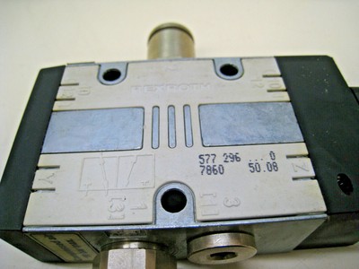 Rexroth 577296 Pneumatic Solenoid Valve Bosch Regulator 