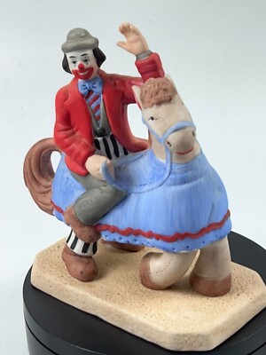 Vintage 1985  Willett s Clown & Horse Ceramic Figurine 5'' Cheri Alderman Taiwan
