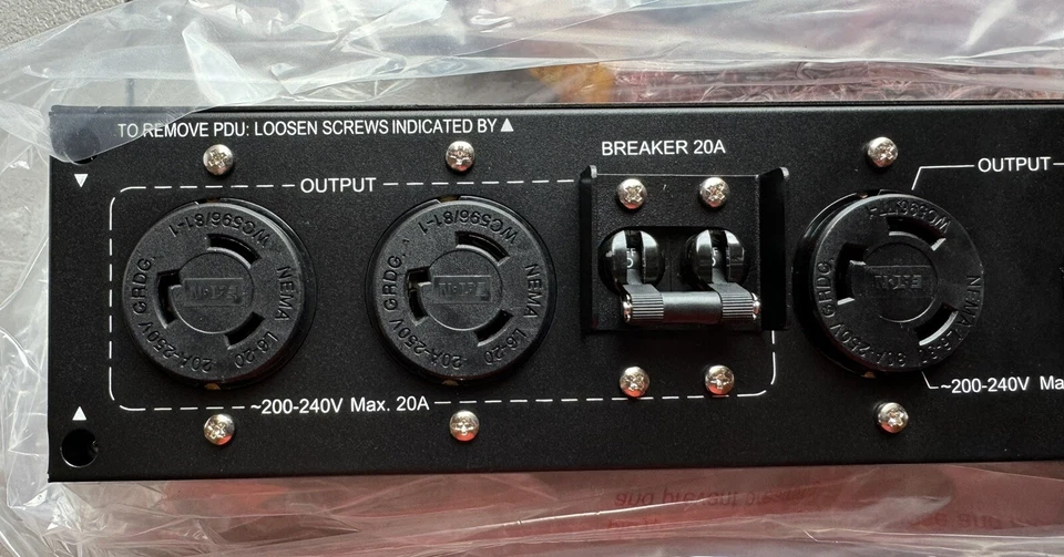 Tripp-Lite SUPDMB6K Detachable PDU Option For Compatible SmartOnline UPS Systems - Image 2 of 4