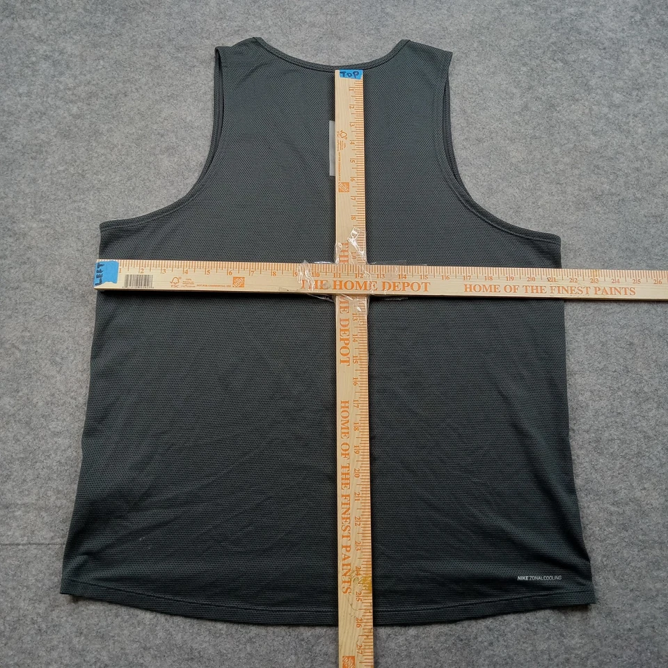 Camiseta sin mangas deportiva Nike para hombre grande negra refrigeración zonal sin mangas Foto 4 de 4