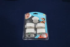 Safety 1st HS132 Complete 5 Piece Magnetic Locking System 4 Locks 1 Key