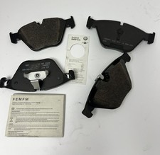 Neue Original Bremsbeläge vorne für BMW 5 F10 F11 518d 520d 525d 530d 528i 535i