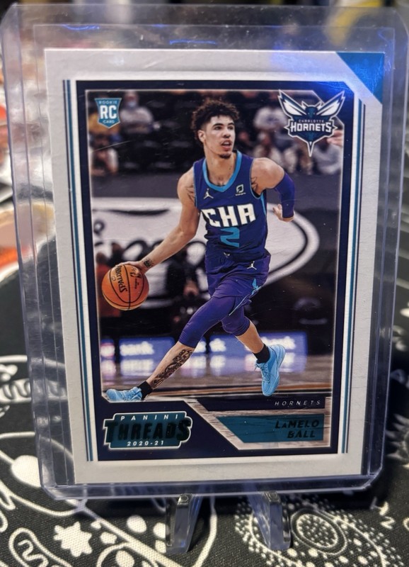 2020-21 Panini Chronicles - Threads LaMelo Ball #84 (RC)