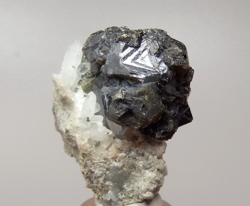 SPHALERITE & QUARTZ - Bulgaria - MADAN 9th September Mine /pi426 - Picture 4 of 12