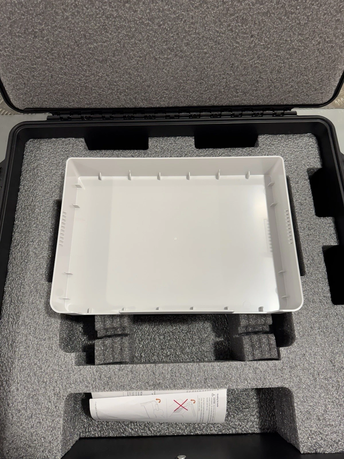 Tektronix HC3 Hard Transit Case For 3 Series MDO Instruments With Front Cover 12