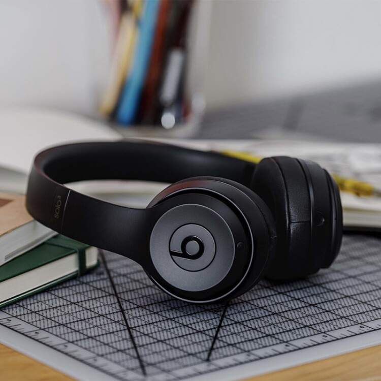 New Sealed - Original Beats Solo3 Wireless Bluetooth New Sealed - Original Beats Solo3 Wireless Bluetooth