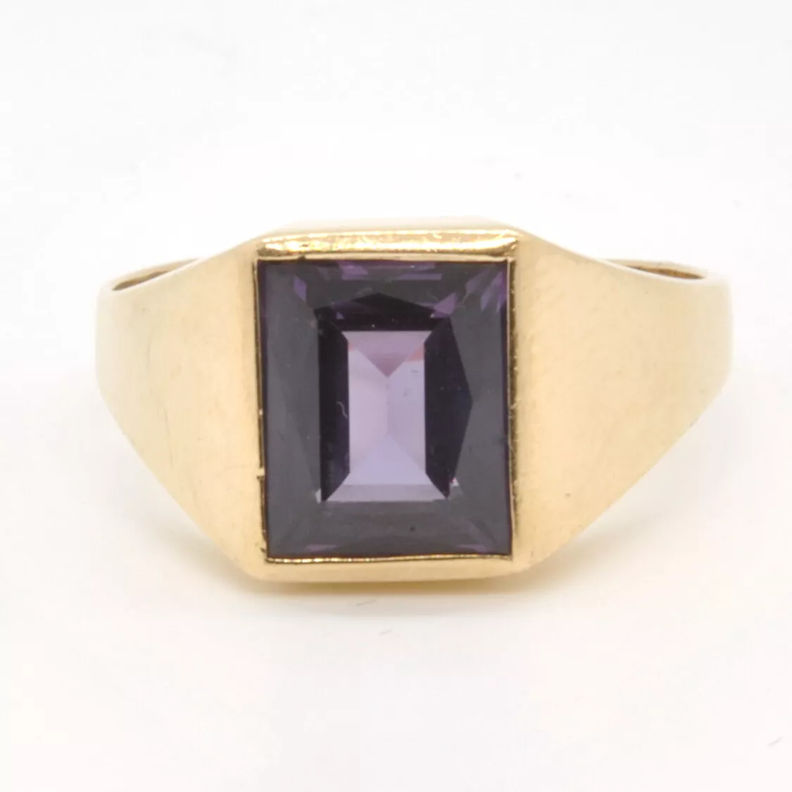 Men Vintage Lab Alexandrite Solitaire Rectangular Solitaire